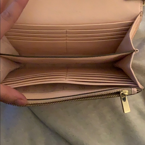 Tory Burch Wallet on a chain - Picture 5 of 5